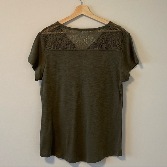 Green Lace Tee - Picture 3 of 3